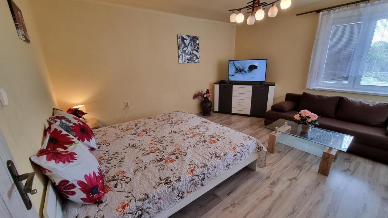 Apartmany Sebastian Прибылина Экстерьер фото