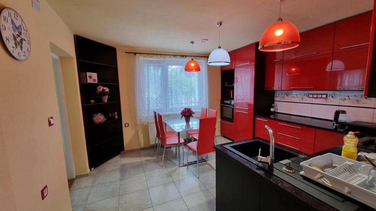 Apartmany Sebastian Прибылина Экстерьер фото