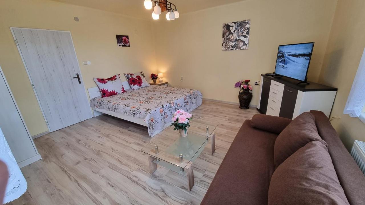 Apartmany Sebastian Прибылина Экстерьер фото